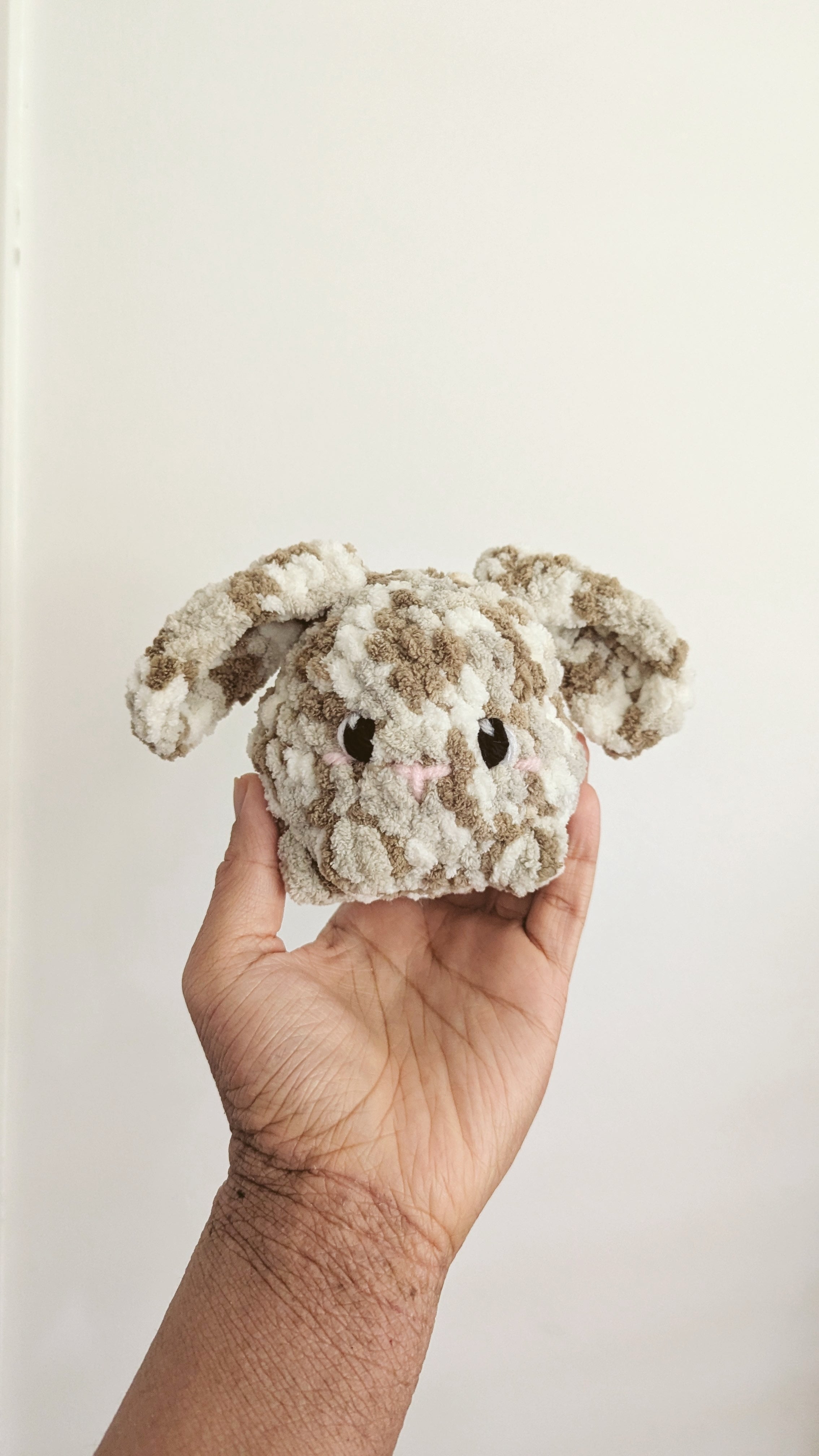 Binx the Chubby Bunny – Curl and Thread