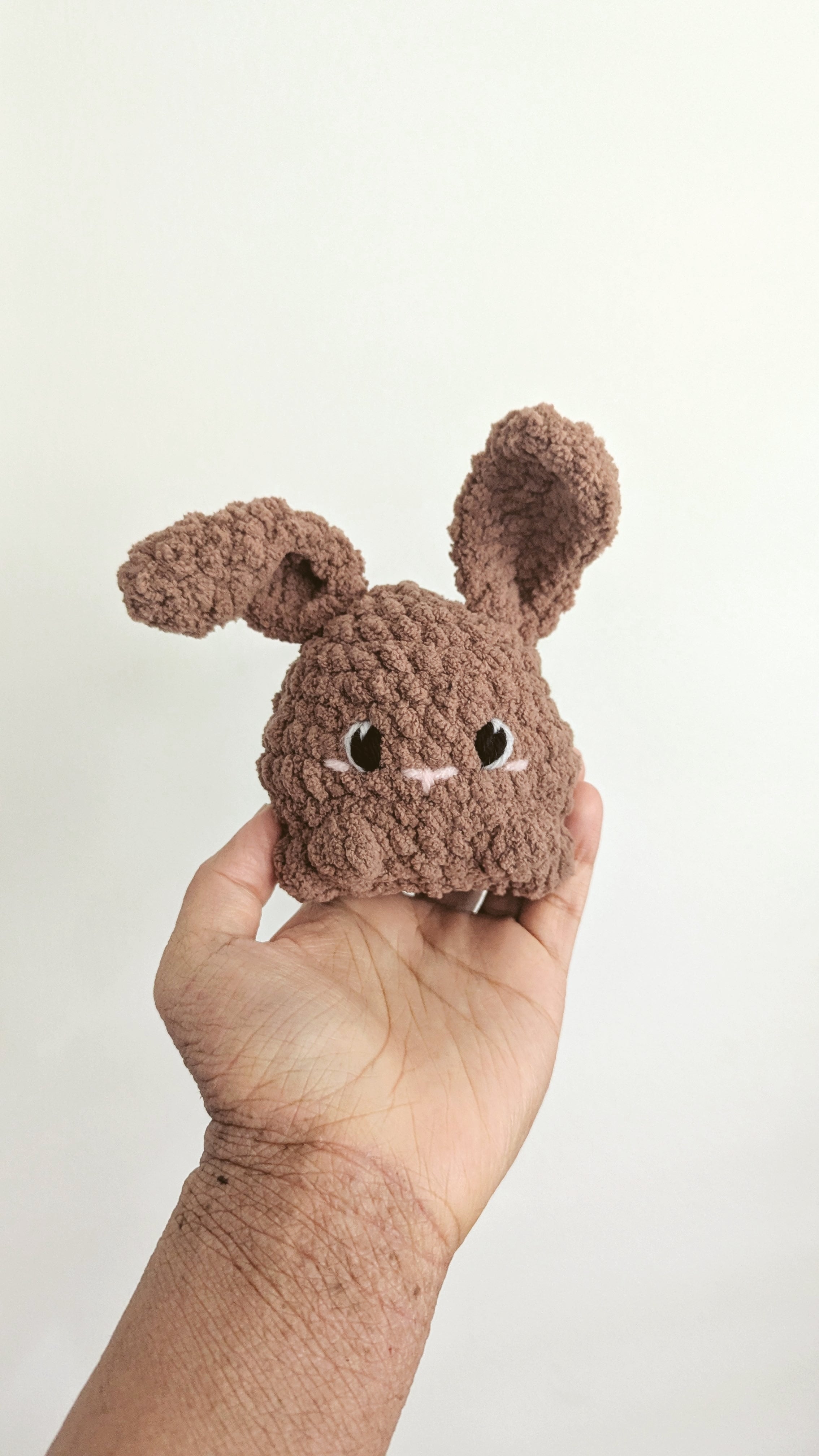 Binx the Chubby Bunny – Curl and Thread